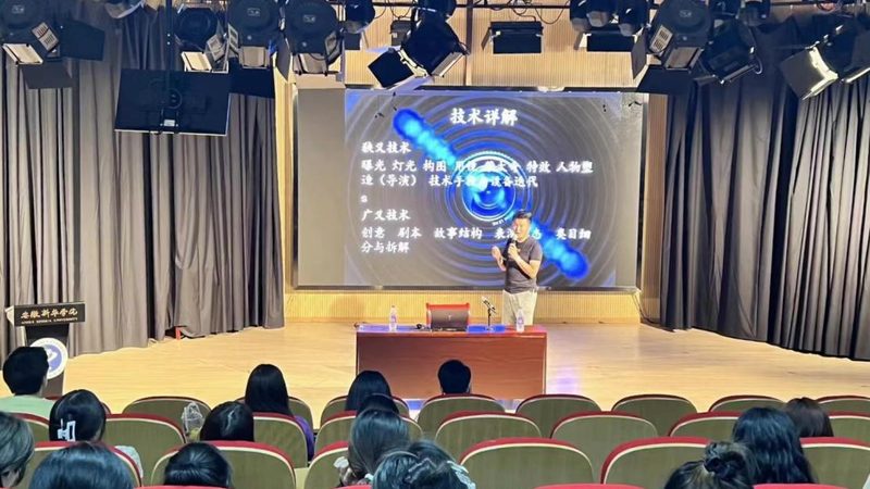 品牌设计风格分类：揭秘品牌形象塑造的秘诀